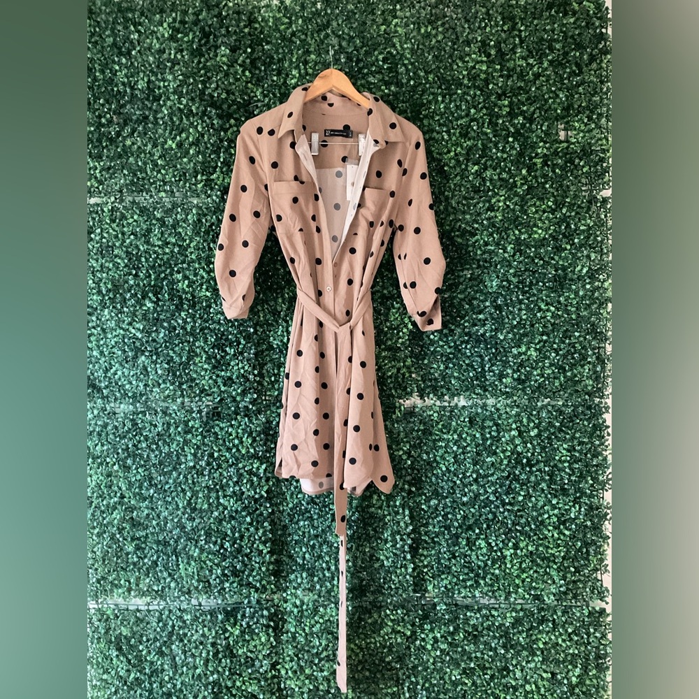 New York & Company Tan Polka Dot Long Sleeve Dress